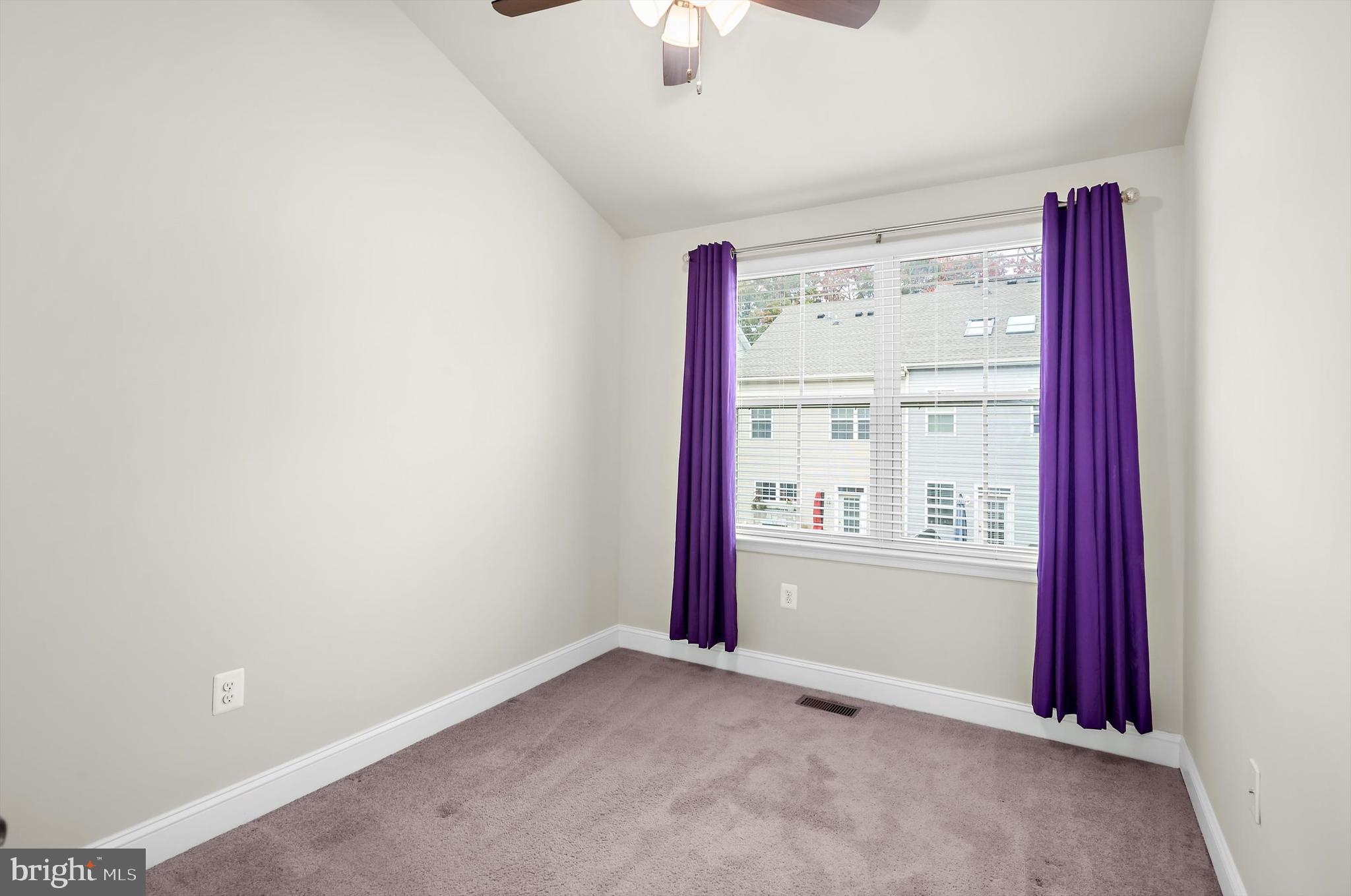 VILLAGE GREENS - Residential