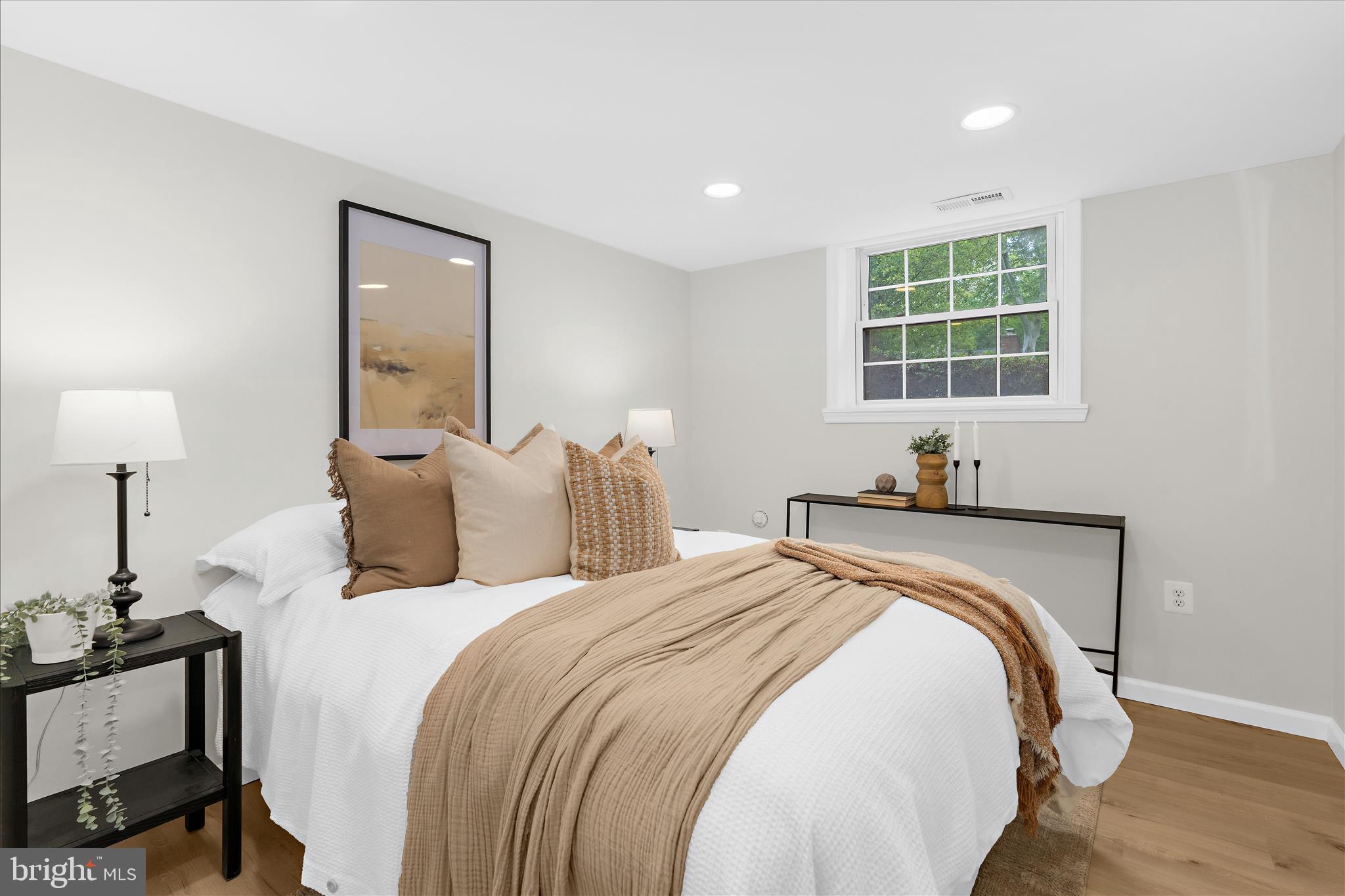 BRIGHTWOOD - Residential