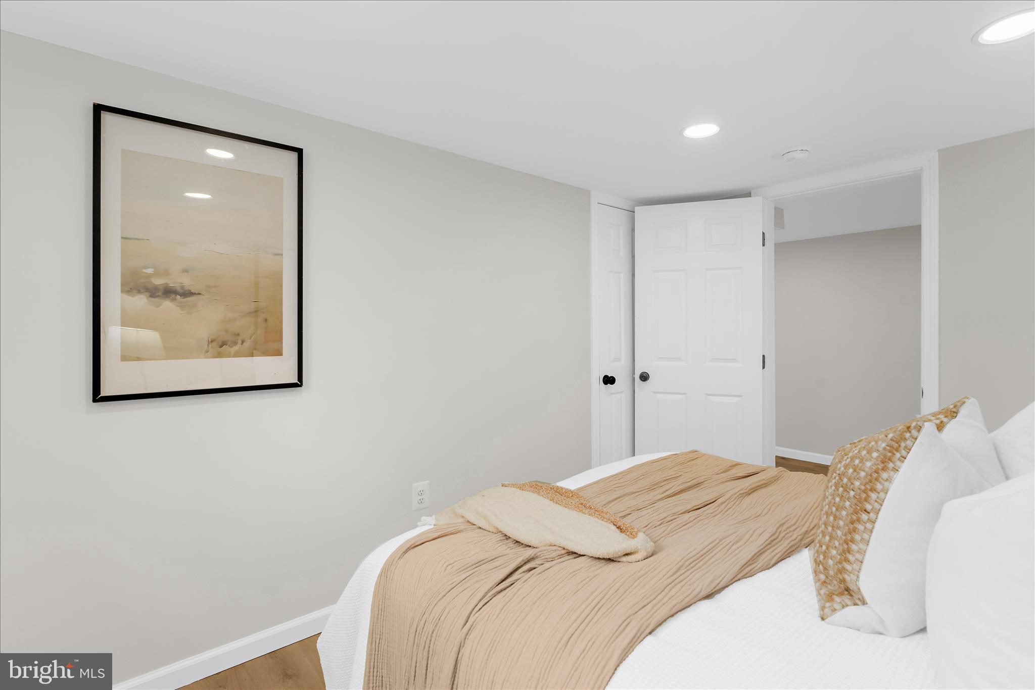 BRIGHTWOOD - Residential