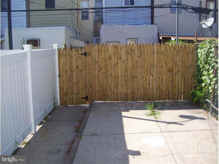 PORT RICHMOND - Residential
