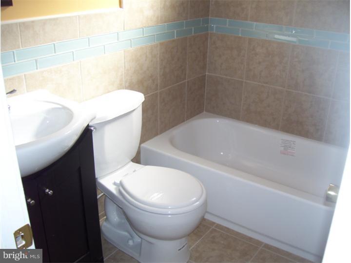 PORT RICHMOND - Residential