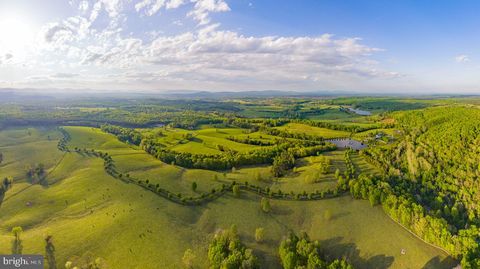 6308 JEFFERSON MILL ROAD SCOTTSVILLE VA 24590