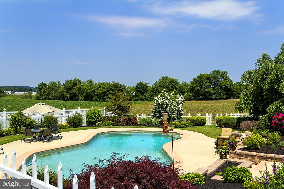 EAST HEMPFIELD - Residential