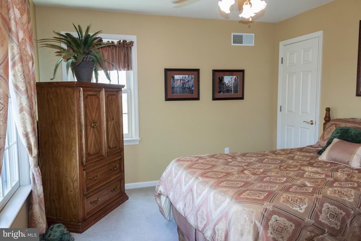 EAST HEMPFIELD - Residential