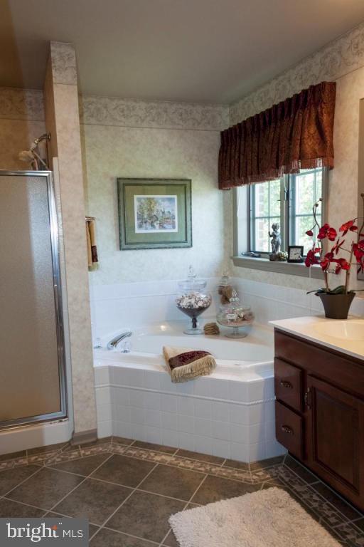 EAST HEMPFIELD - Residential