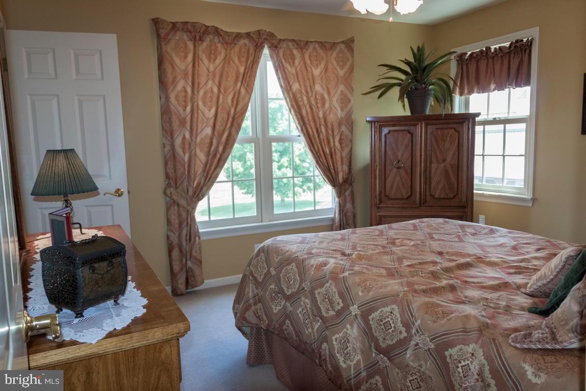 EAST HEMPFIELD - Residential