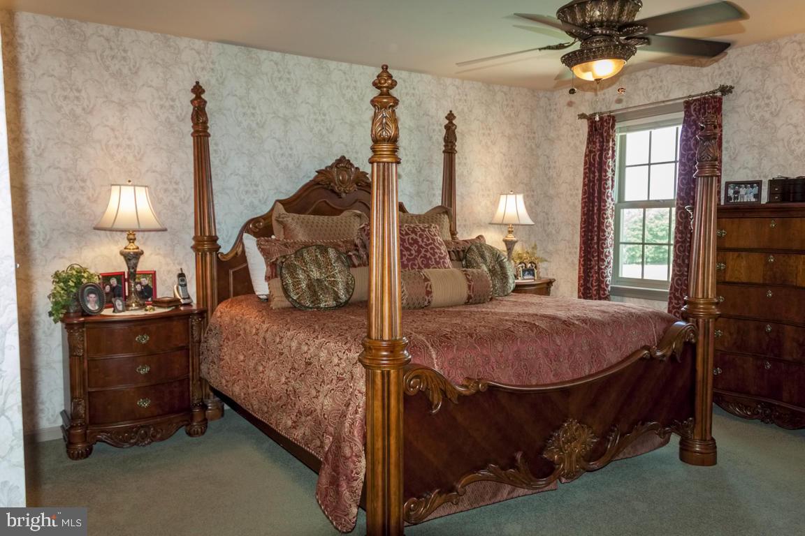 EAST HEMPFIELD - Residential