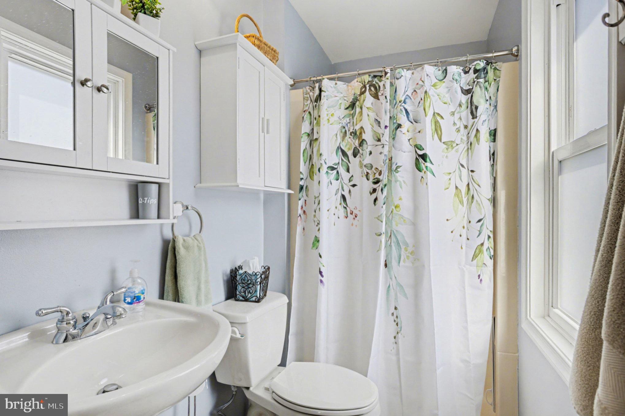 SILVER SPRING STATION - Residential