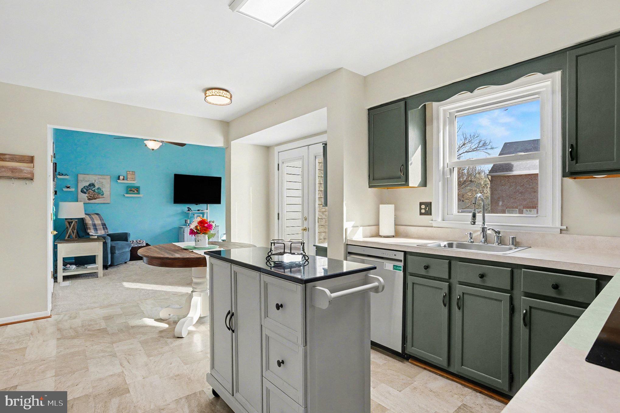 SILVER SPRING STATION - Residential