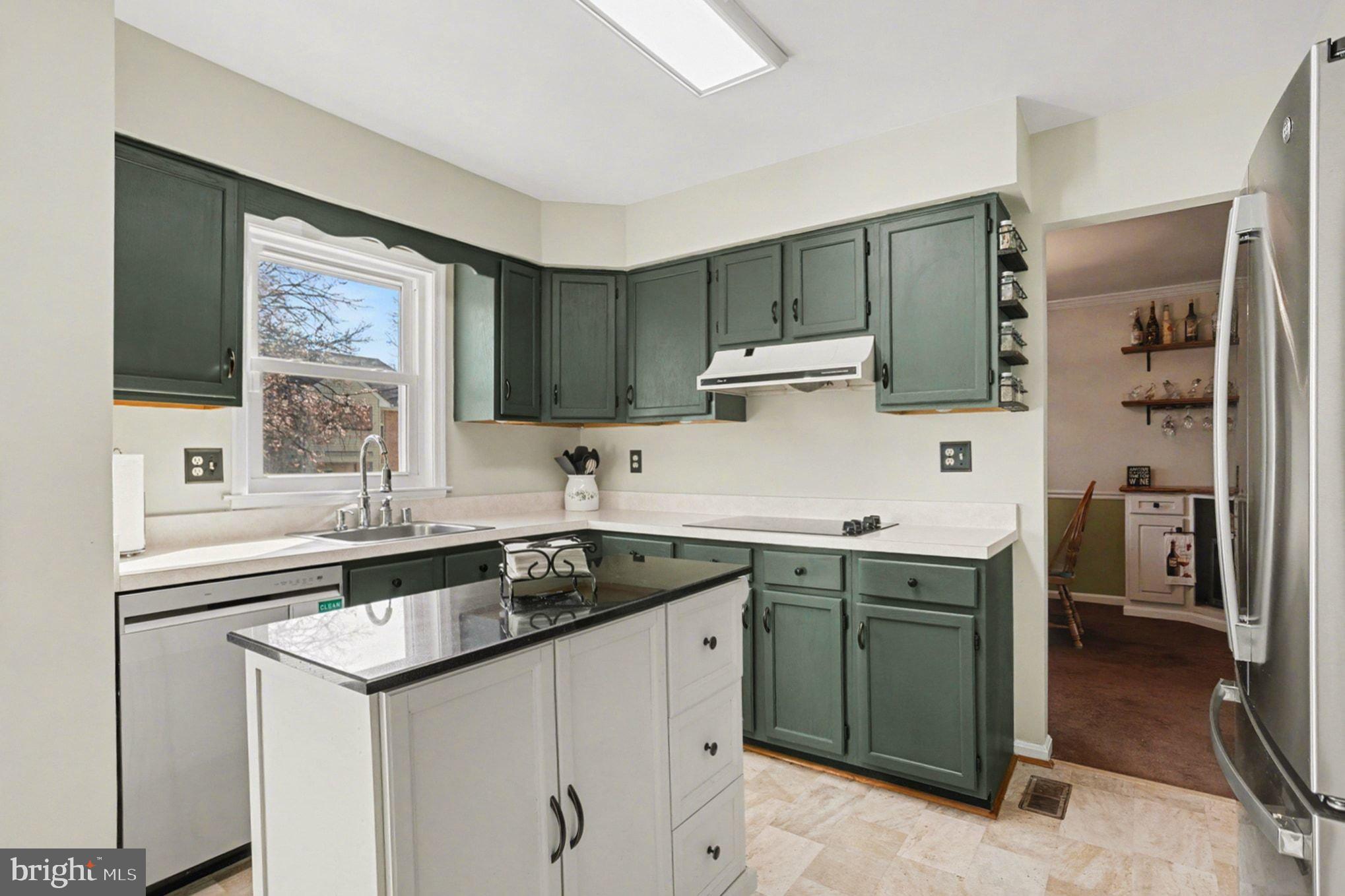 SILVER SPRING STATION - Residential