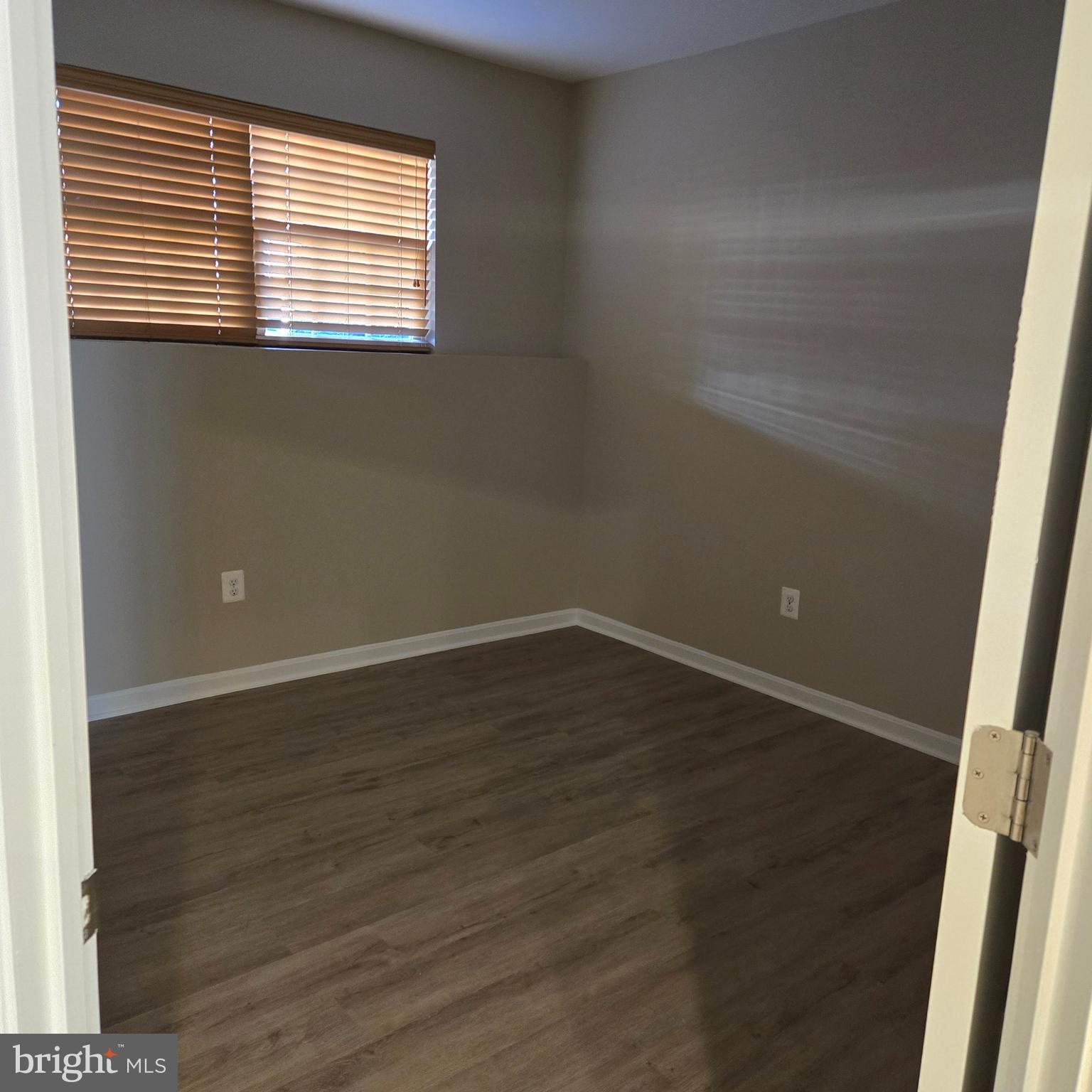 GREENWAY VILLAGE - Residential Lease