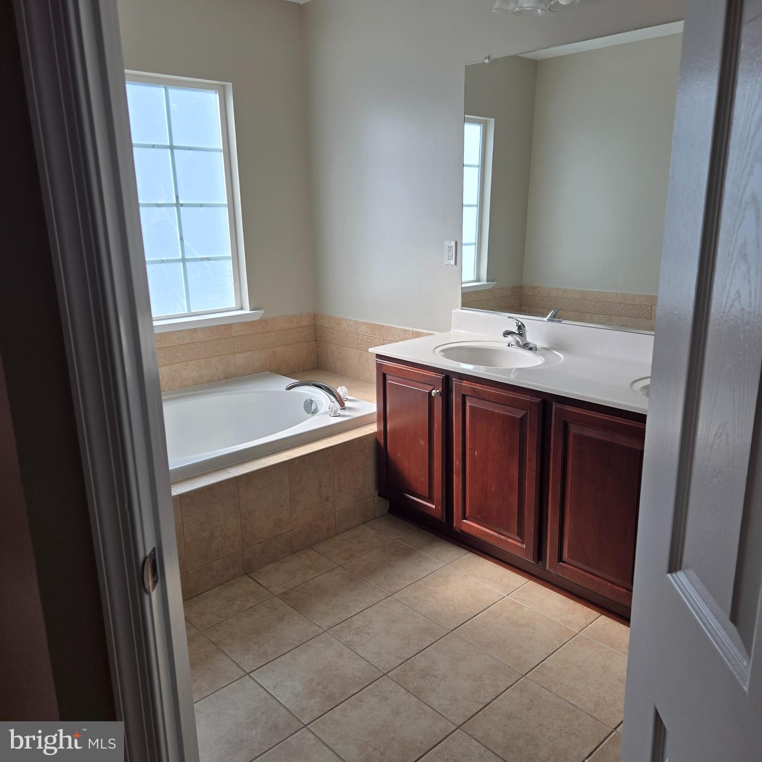 GREENWAY VILLAGE - Residential Lease