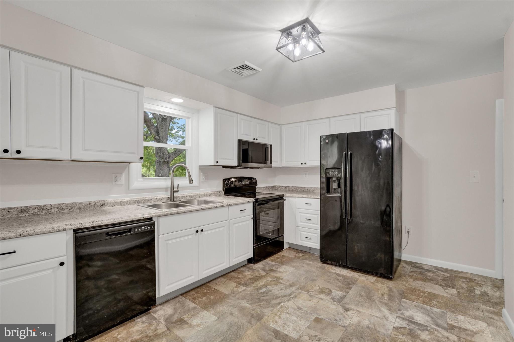 FAIRVIEW PARK - Residential