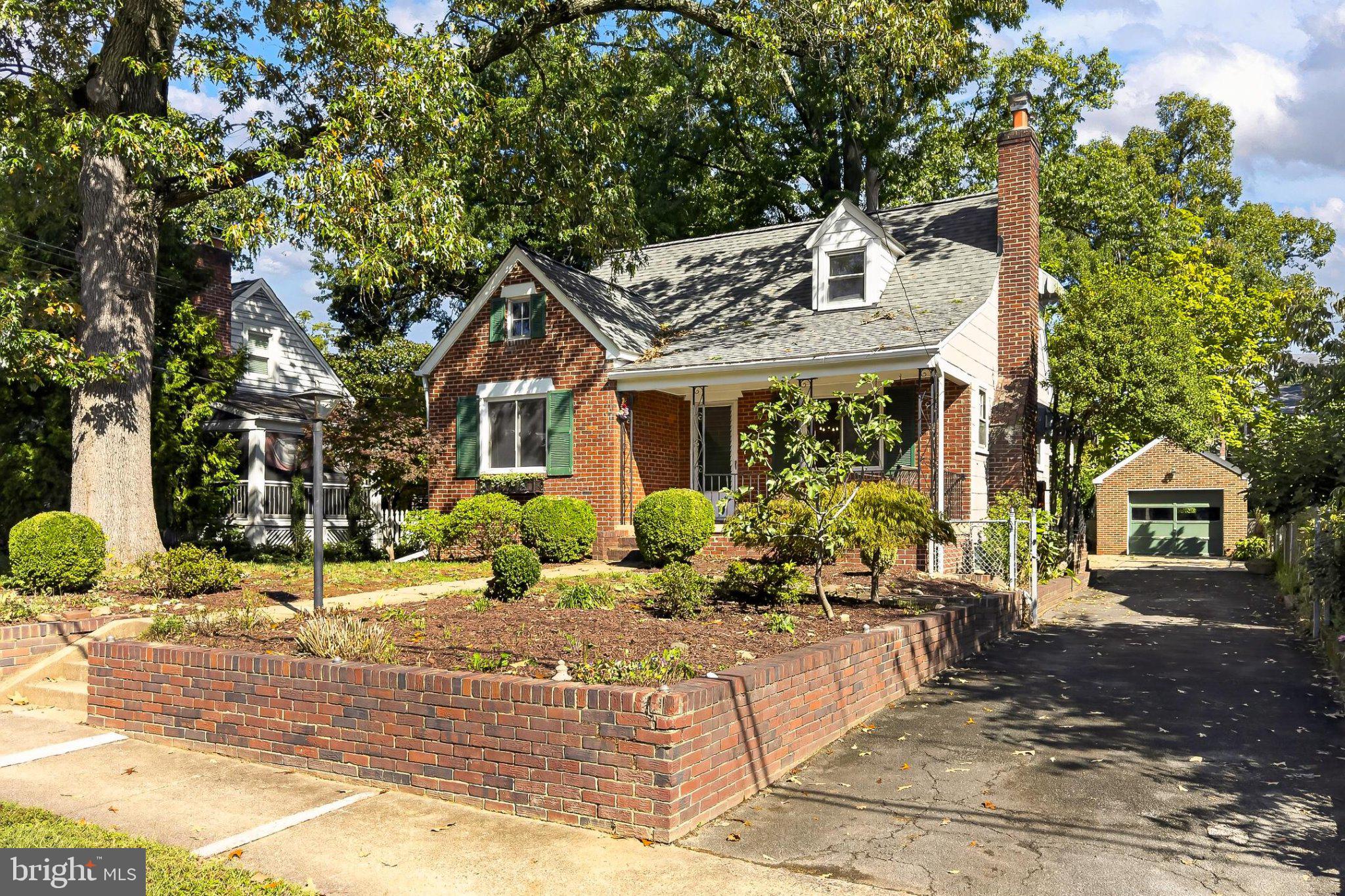 4645 5TH STREET S