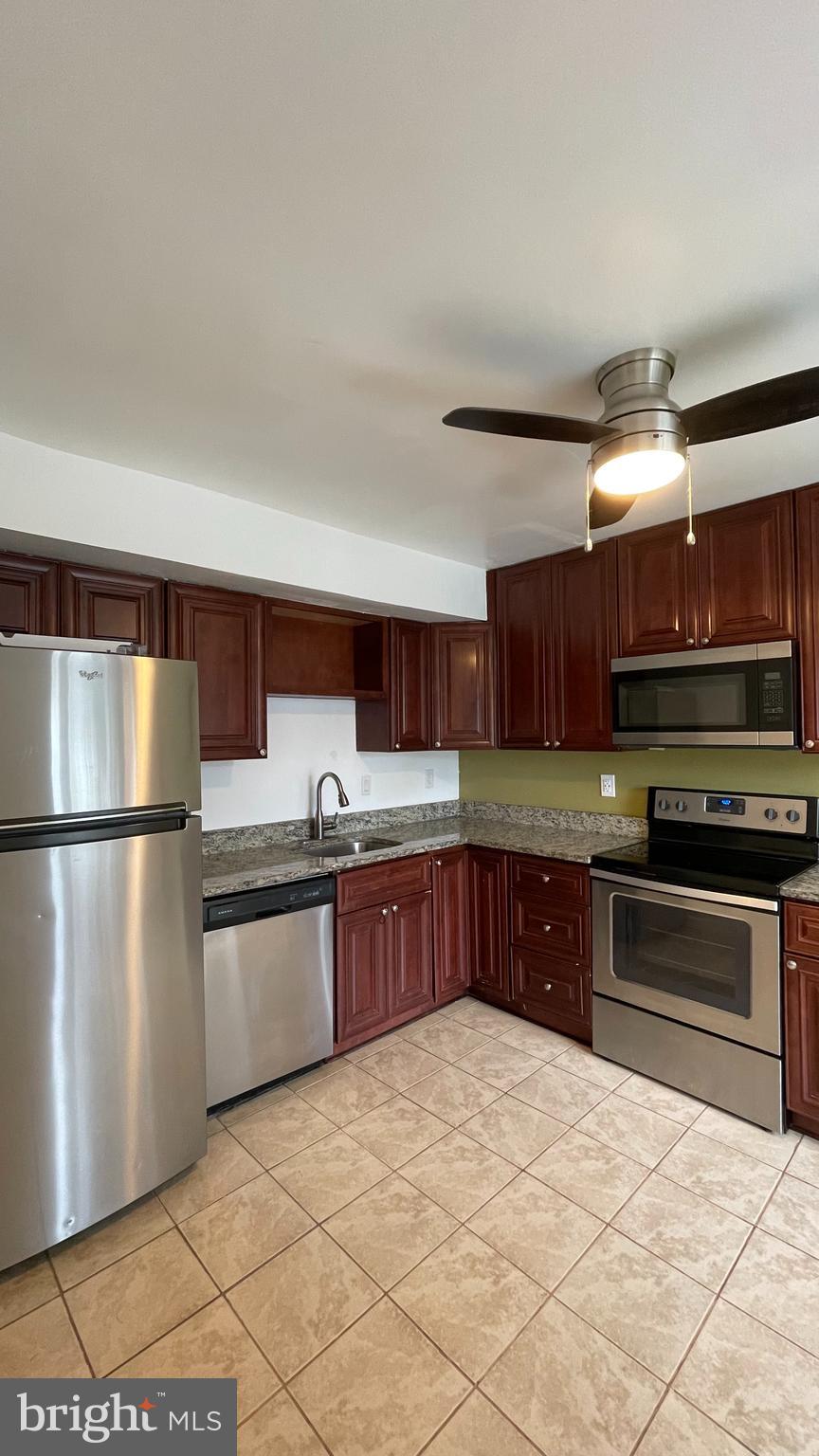 WILLOWBROOK - Residential Lease