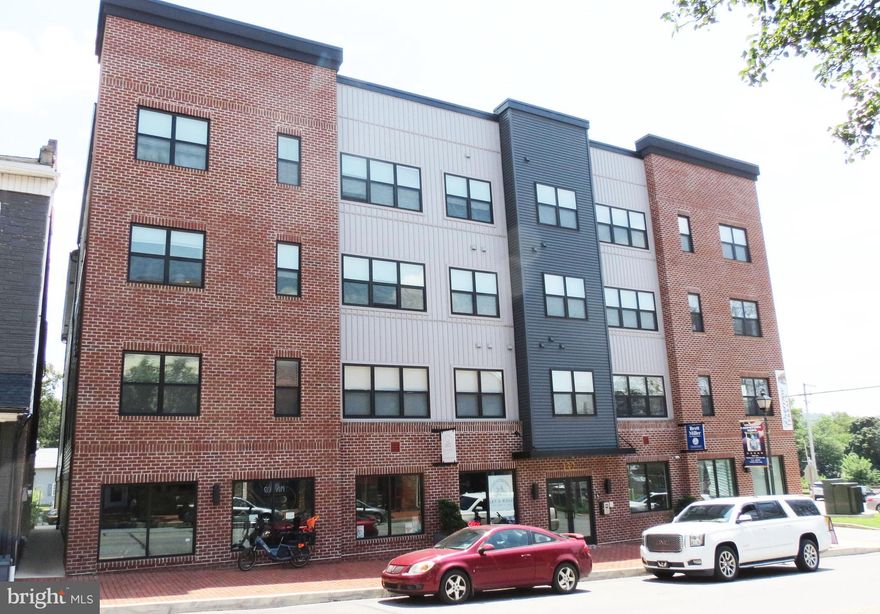 Open retail space within the Riverview Terrace Apartment building in downtown Columbia.  Conveniently located near the Columbia Crossing River Trail and other retailers. Available October 1, 2025