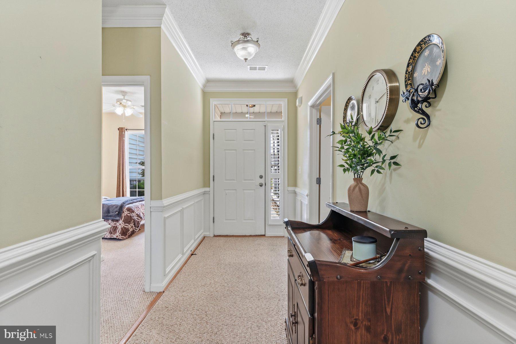 230 WILLIAMSBURG CIRCLE