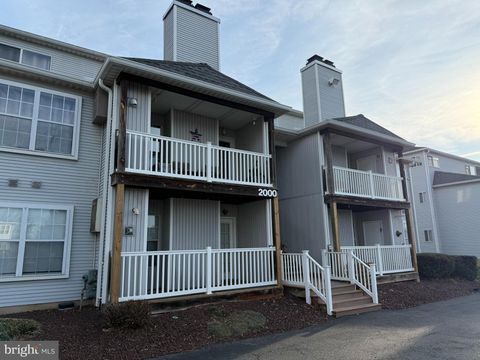 2009 WATERS EDGE DRIVE NEWARK DE 19702