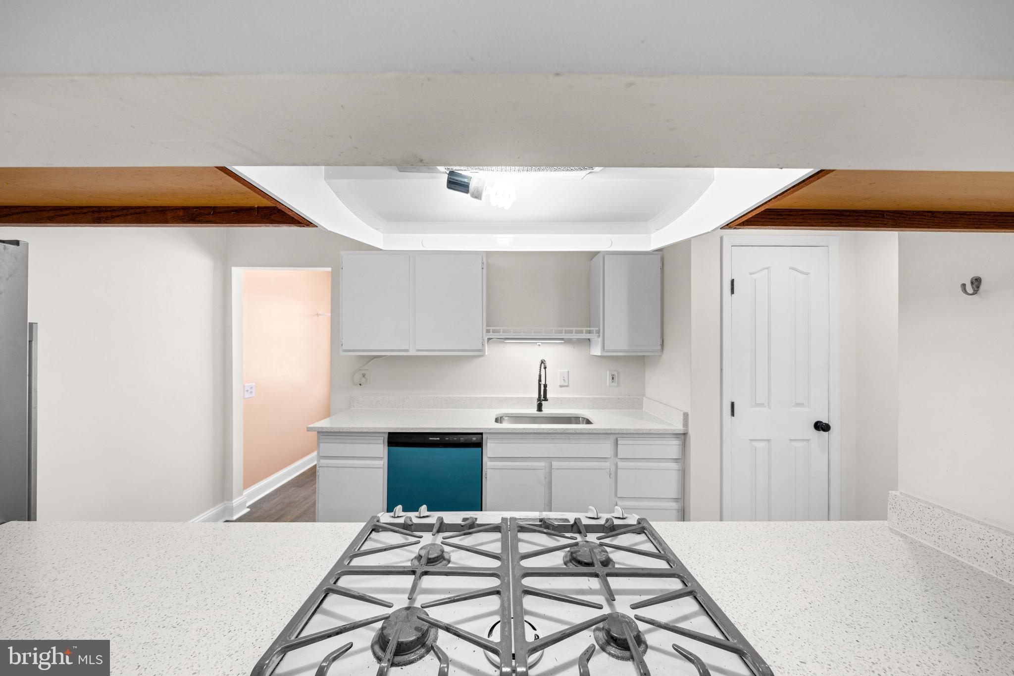 WATERS EDGE - Residential