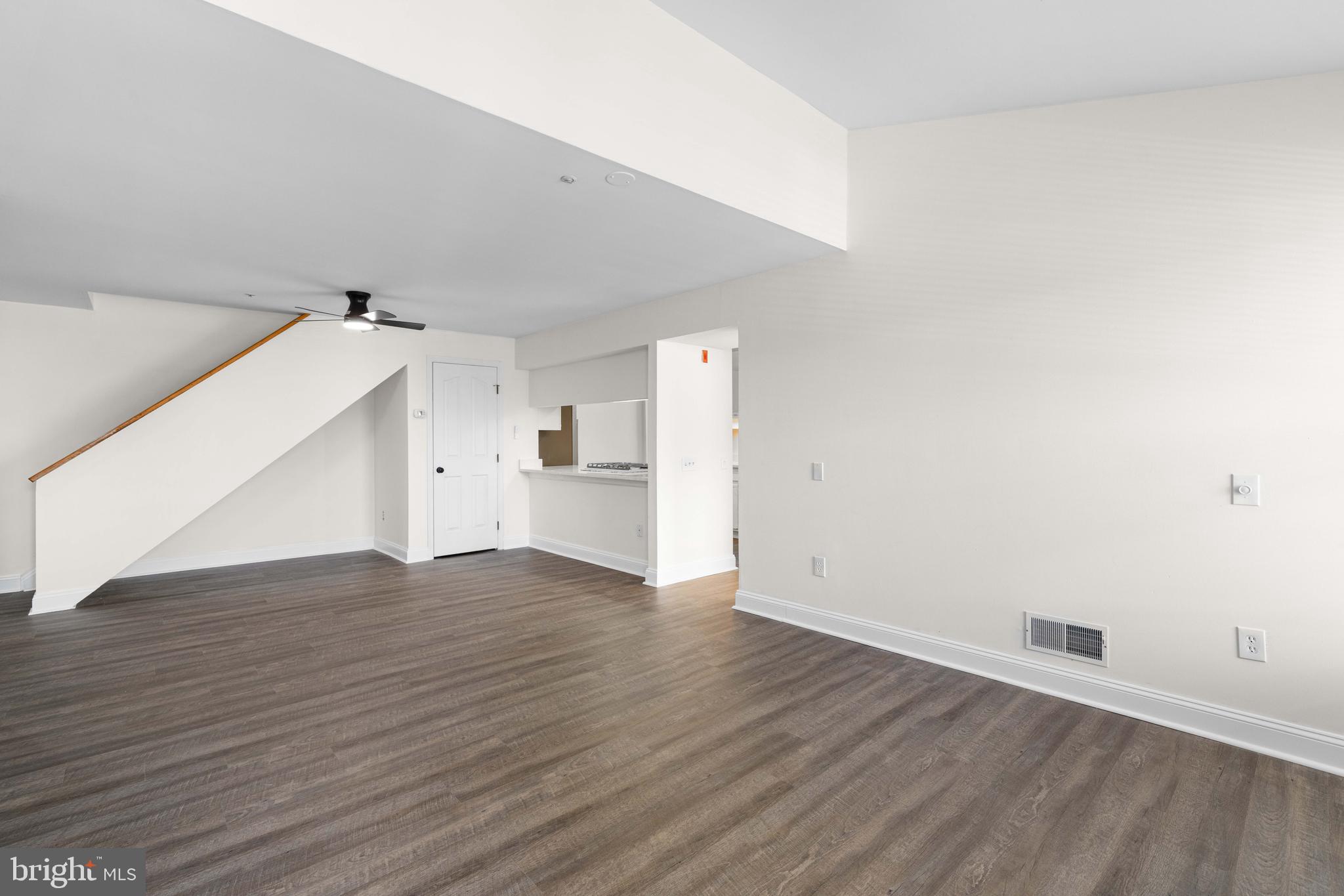 WATERS EDGE - Residential