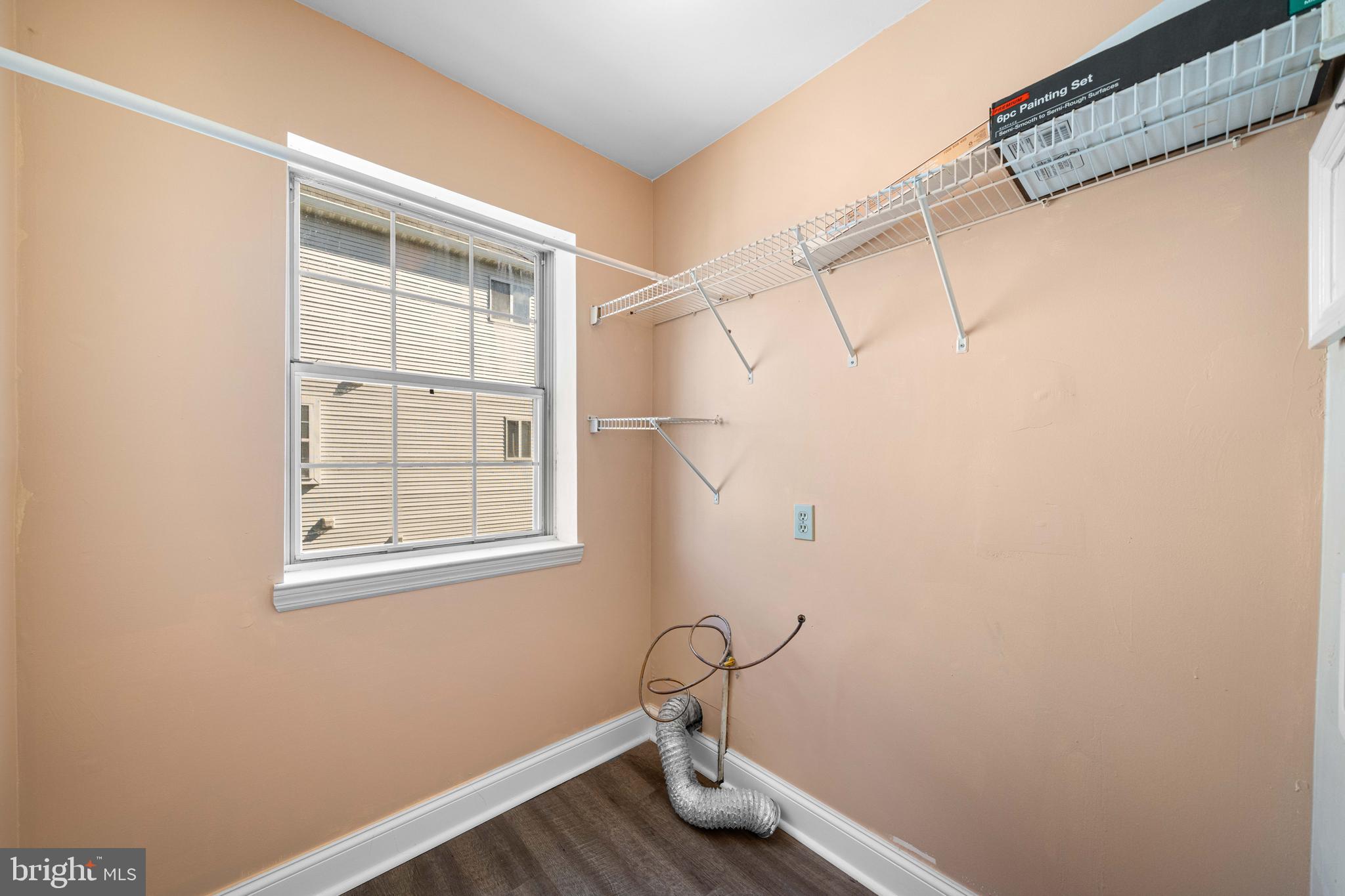 WATERS EDGE - Residential