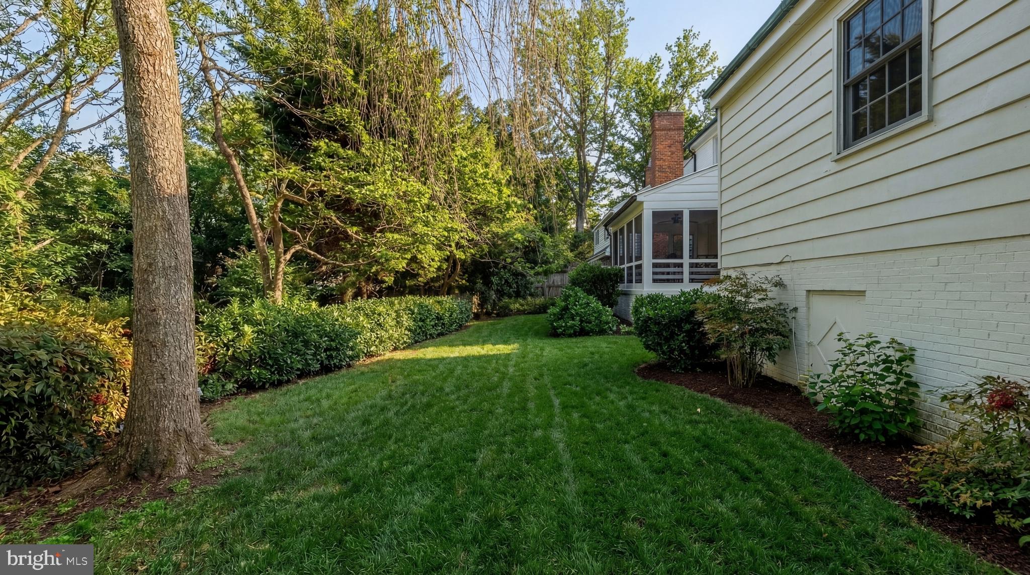 WESTMORELAND HILLS - Residential