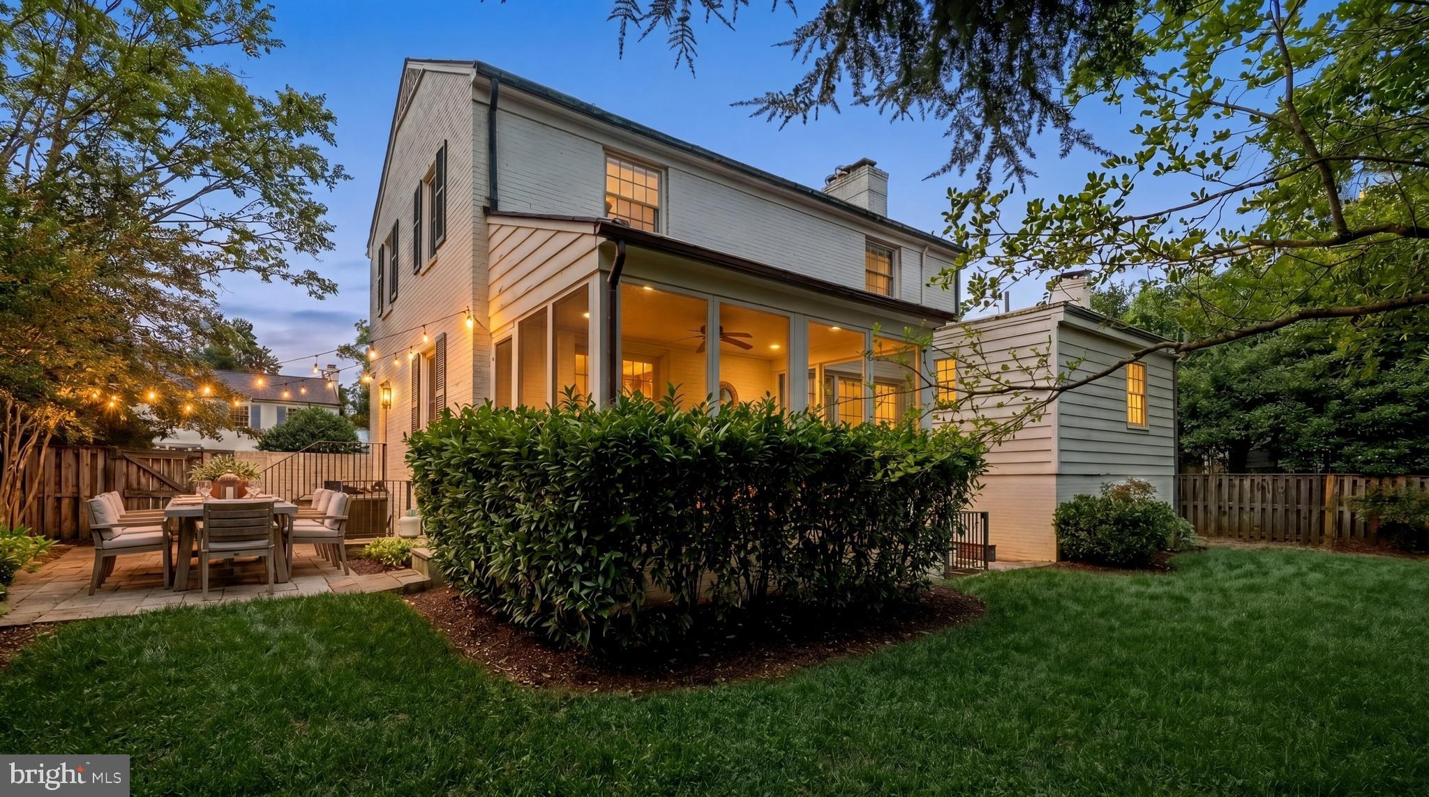 WESTMORELAND HILLS - Residential