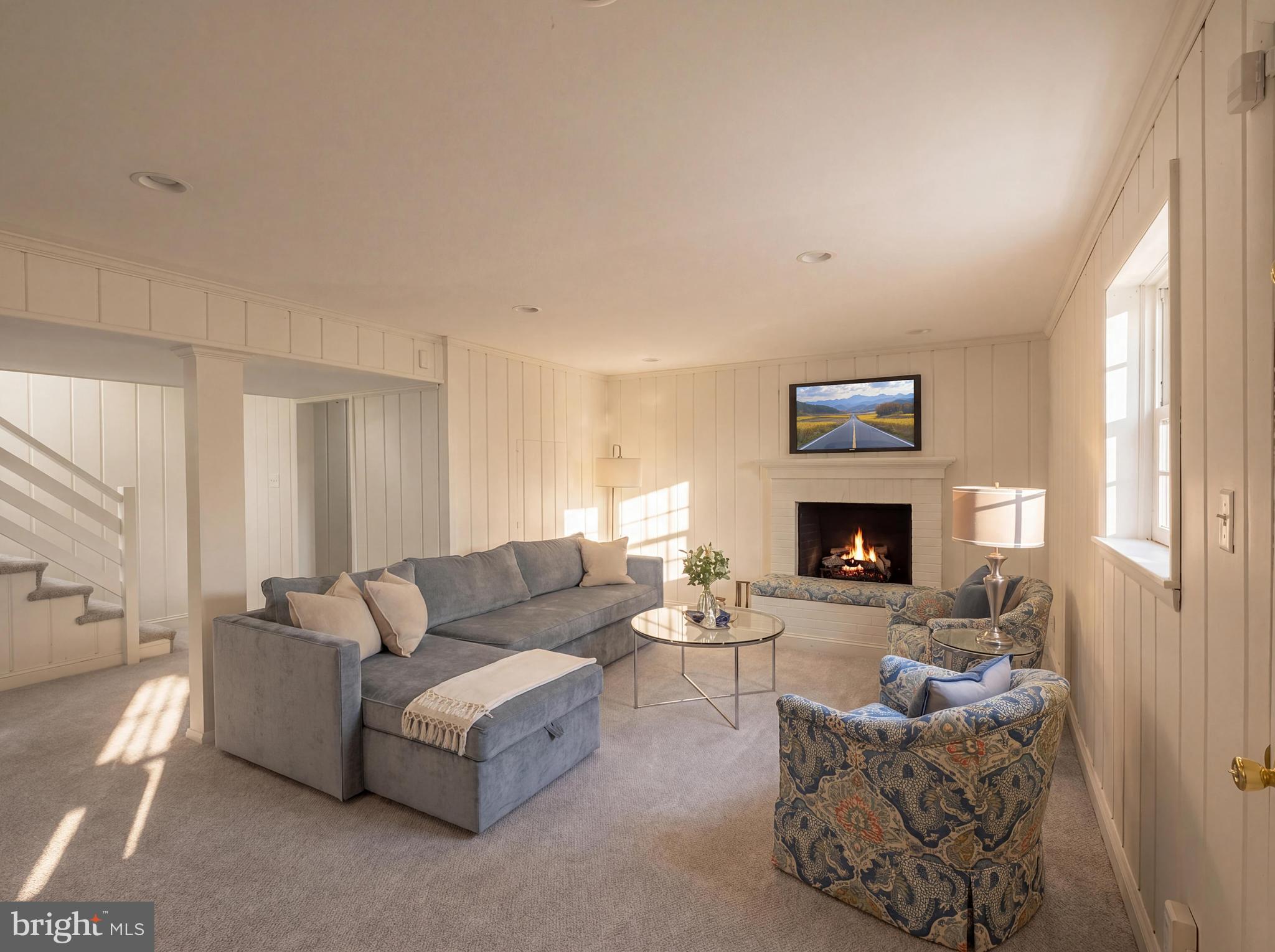 WESTMORELAND HILLS - Residential