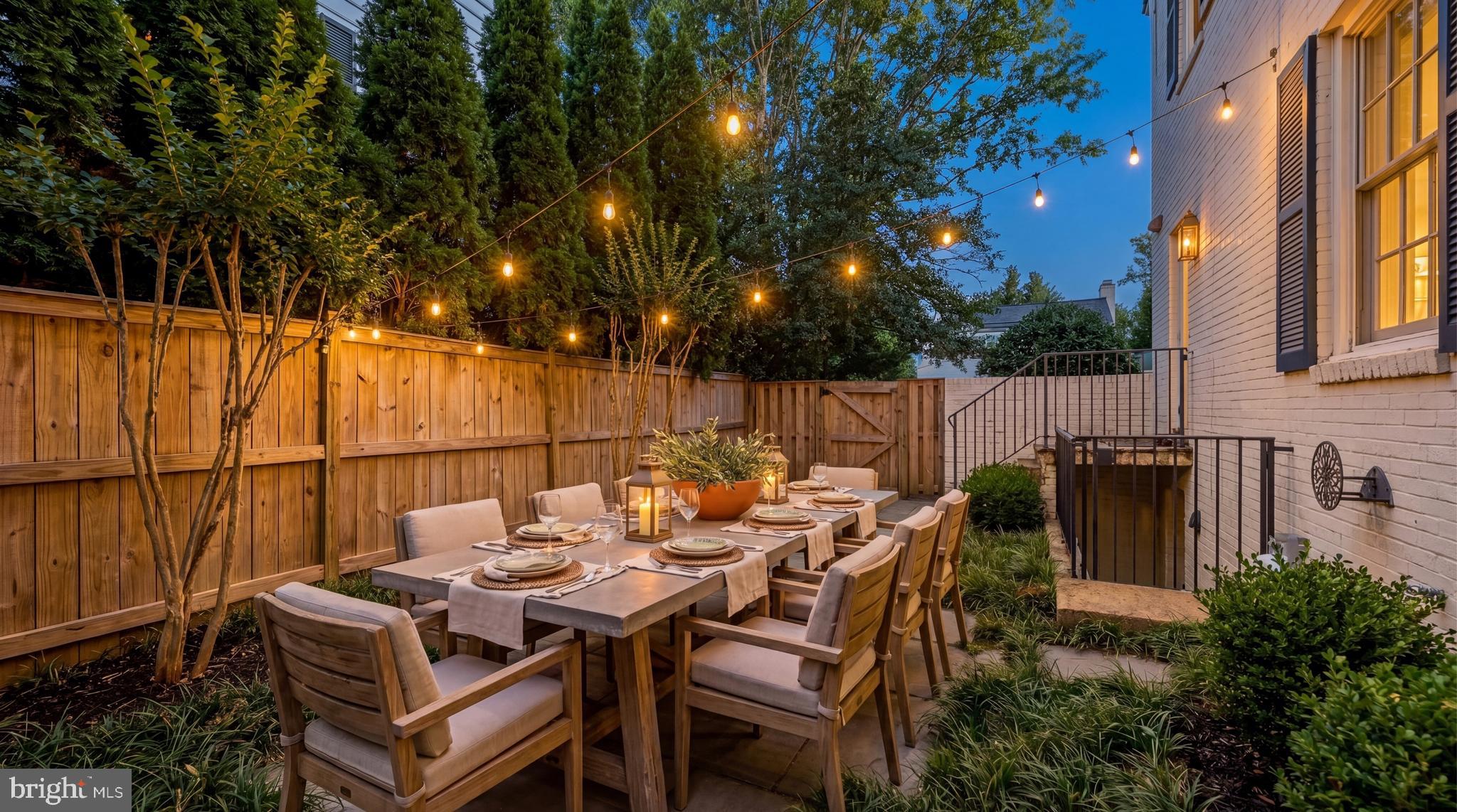 WESTMORELAND HILLS - Residential