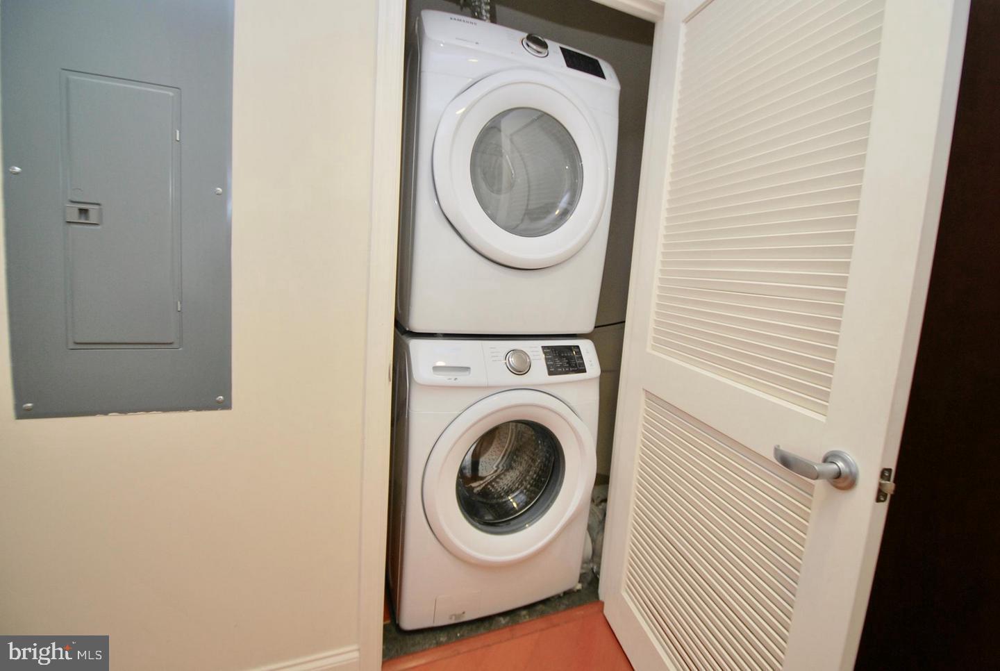 THE PHOENIX CONDOMINIUMS - Residential Lease