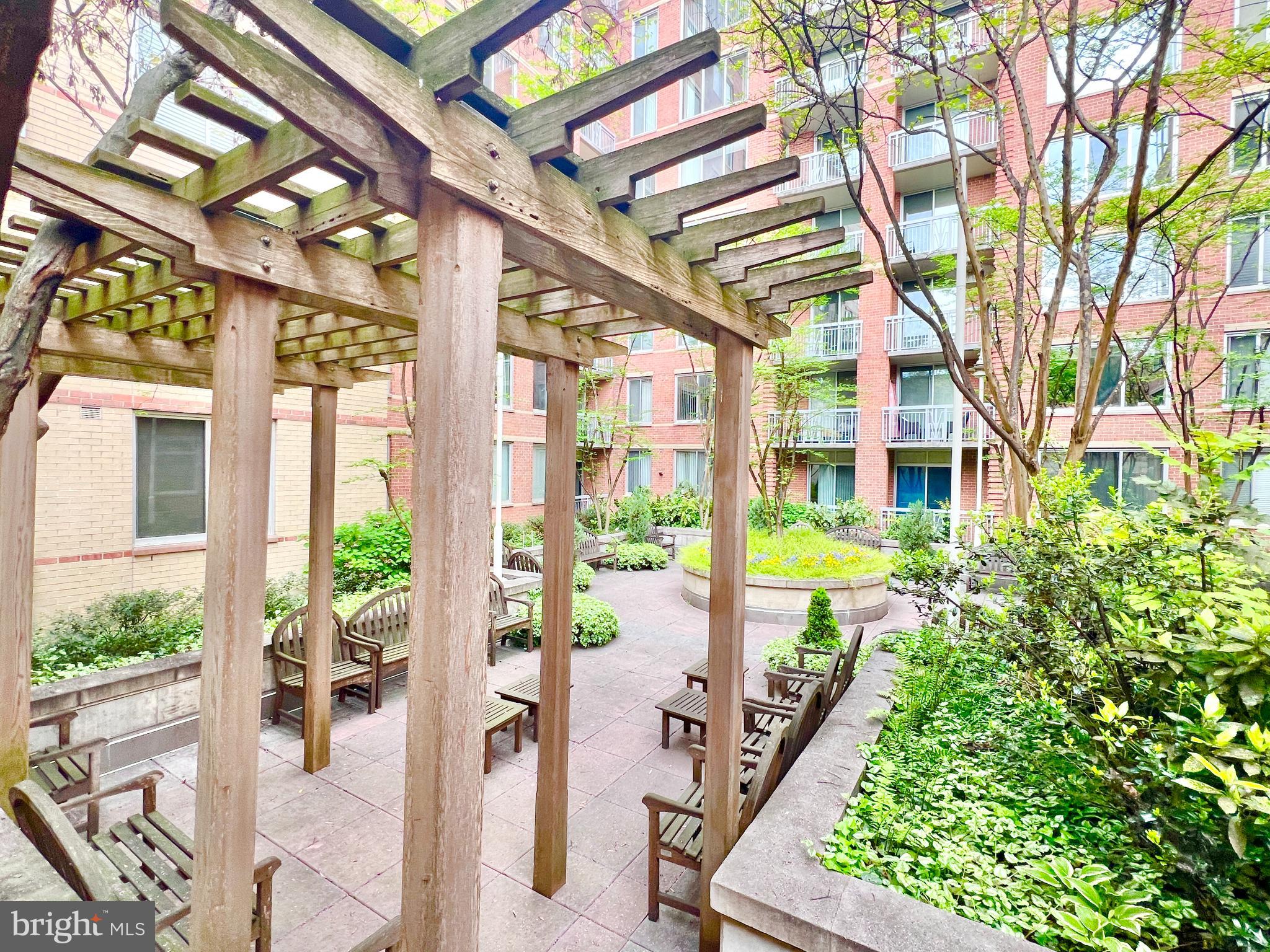 THE PHOENIX CONDOMINIUMS - Residential Lease