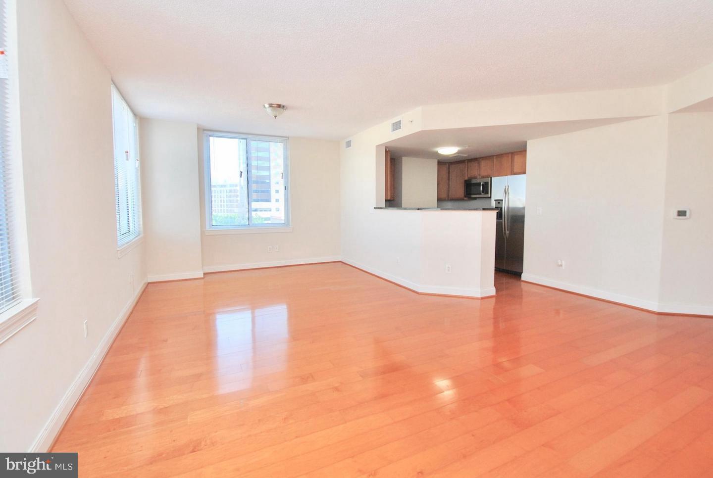 THE PHOENIX CONDOMINIUMS - Residential Lease