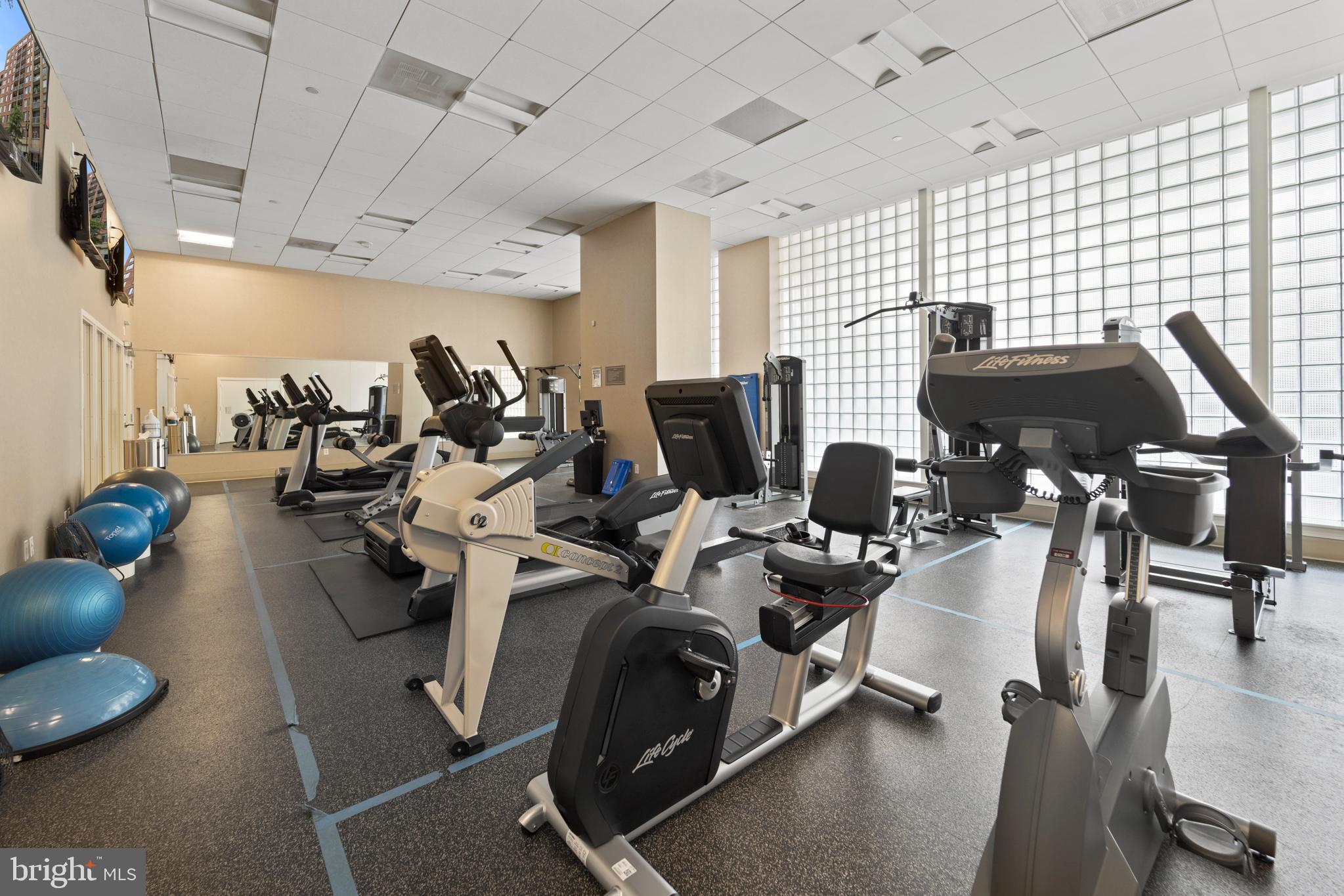 THE PHOENIX CONDOMINIUMS - Residential Lease