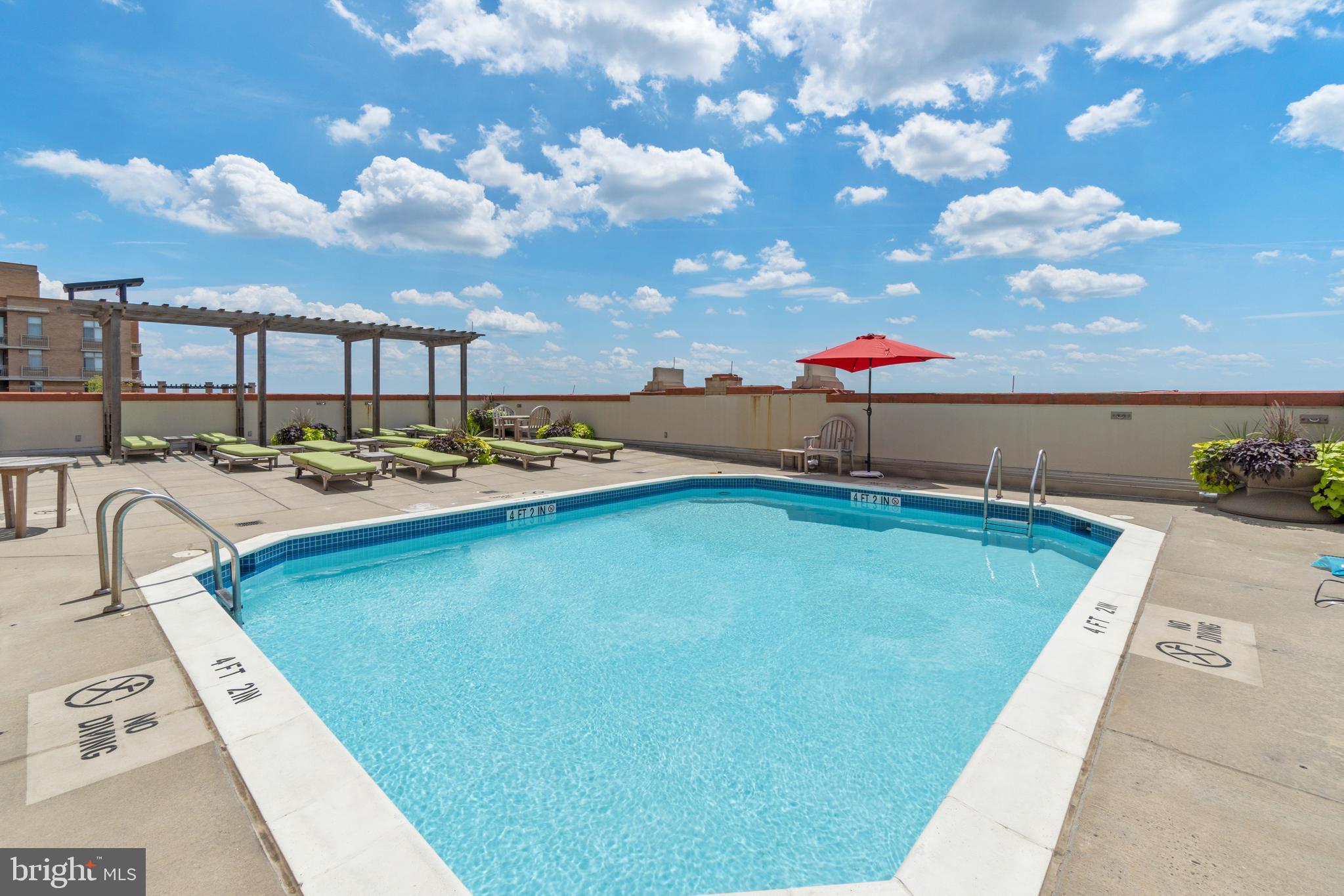 THE PHOENIX CONDOMINIUMS - Residential Lease