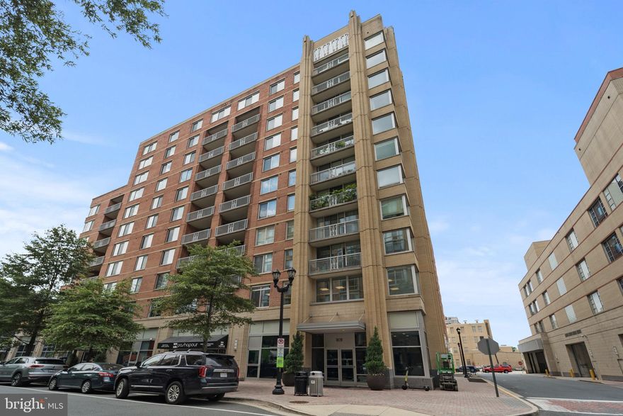 Come live the Phoenix Lifestyle ! Blocks to everything Arlington has to offer. This corner 2 bedroom 2 bathroom unit has been well loved and cared for. Filled with natural light, Open floor plan, Personal balcony, washer/dryer in unit, and 1 designated garage parking space. Enjoy the community pool, workout room, reading area w/ fireplace, and Board room. NO PETS!