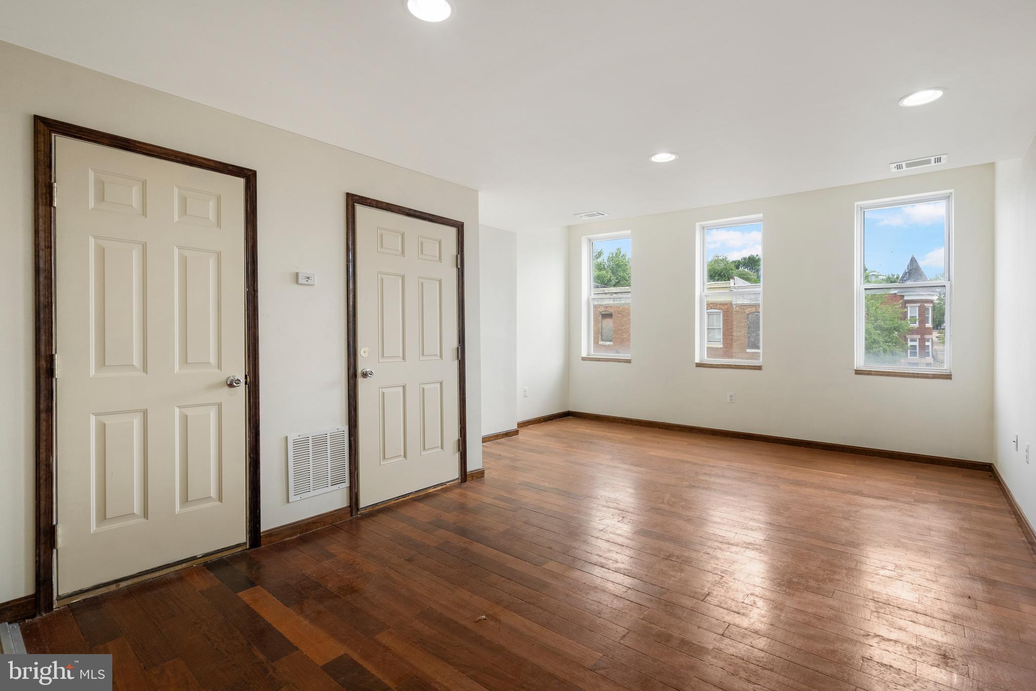 DRUID HILL PARK - Commercial Sale