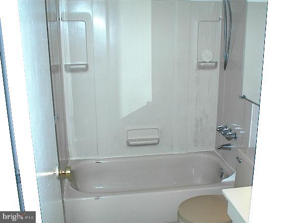 GYPSY LANE CONDOS - Residential Lease