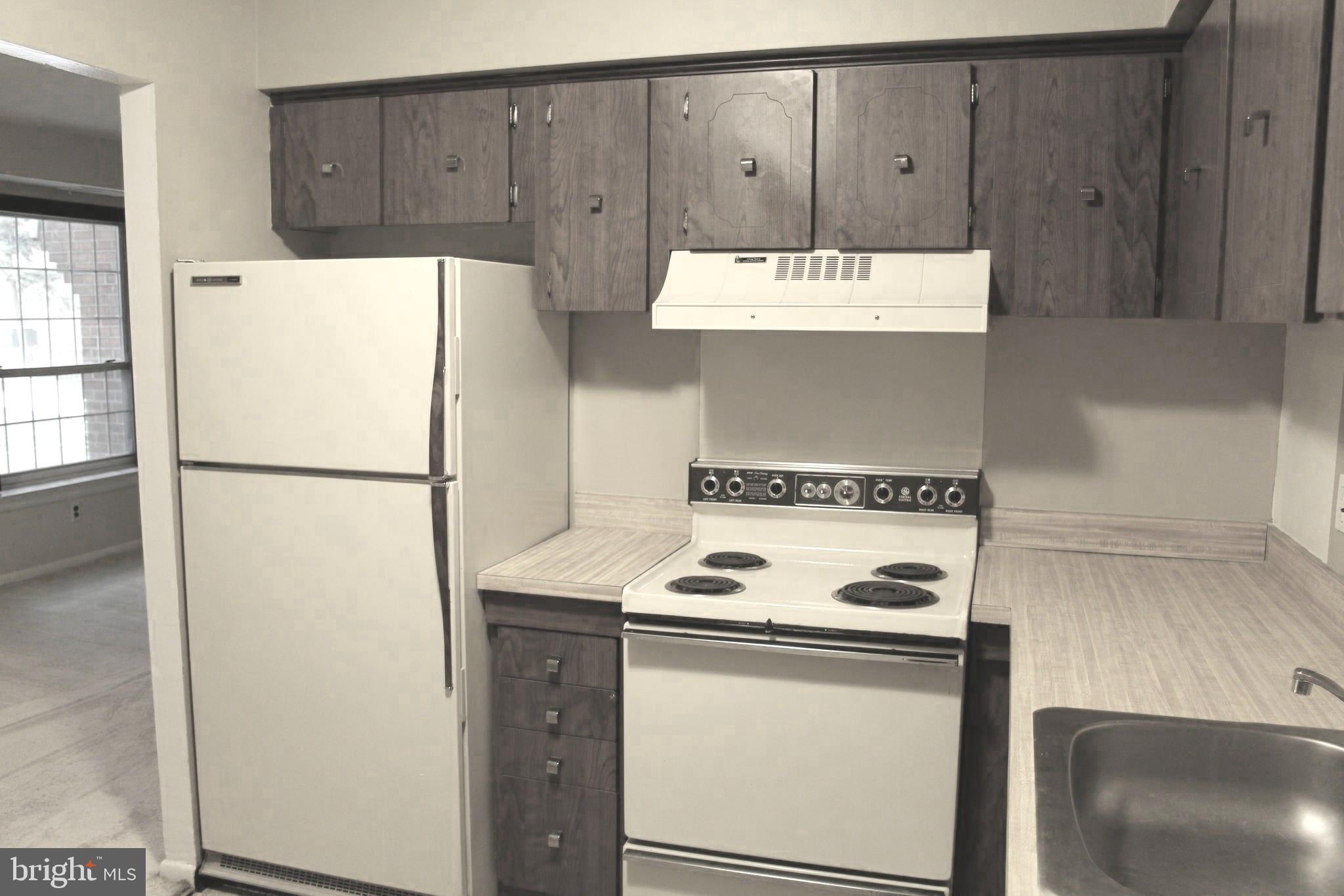 GYPSY LANE CONDOS - Residential Lease