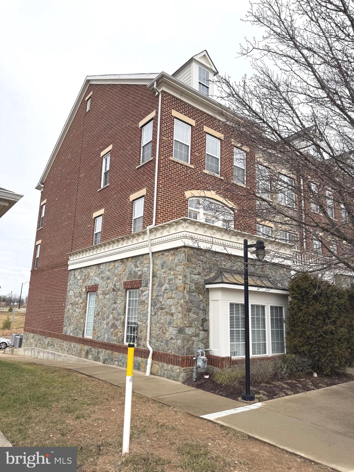 2107 IDLEWILD BOULEVARD