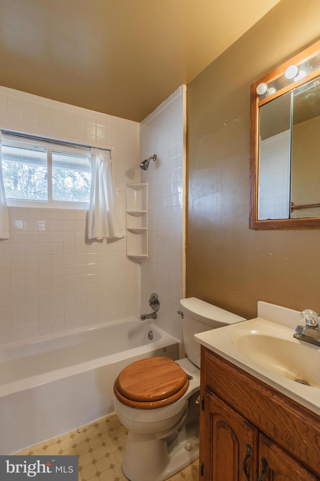 SPRINGFIELD - Residential