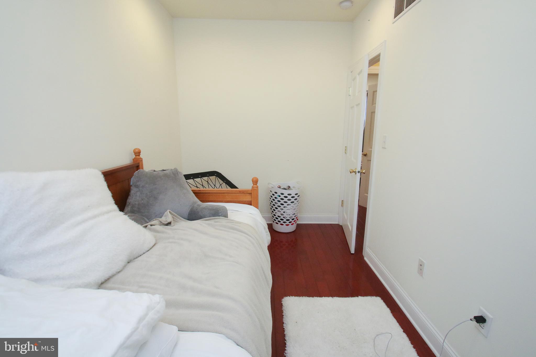 TEMPLE UNIVERSITY - Residential Income