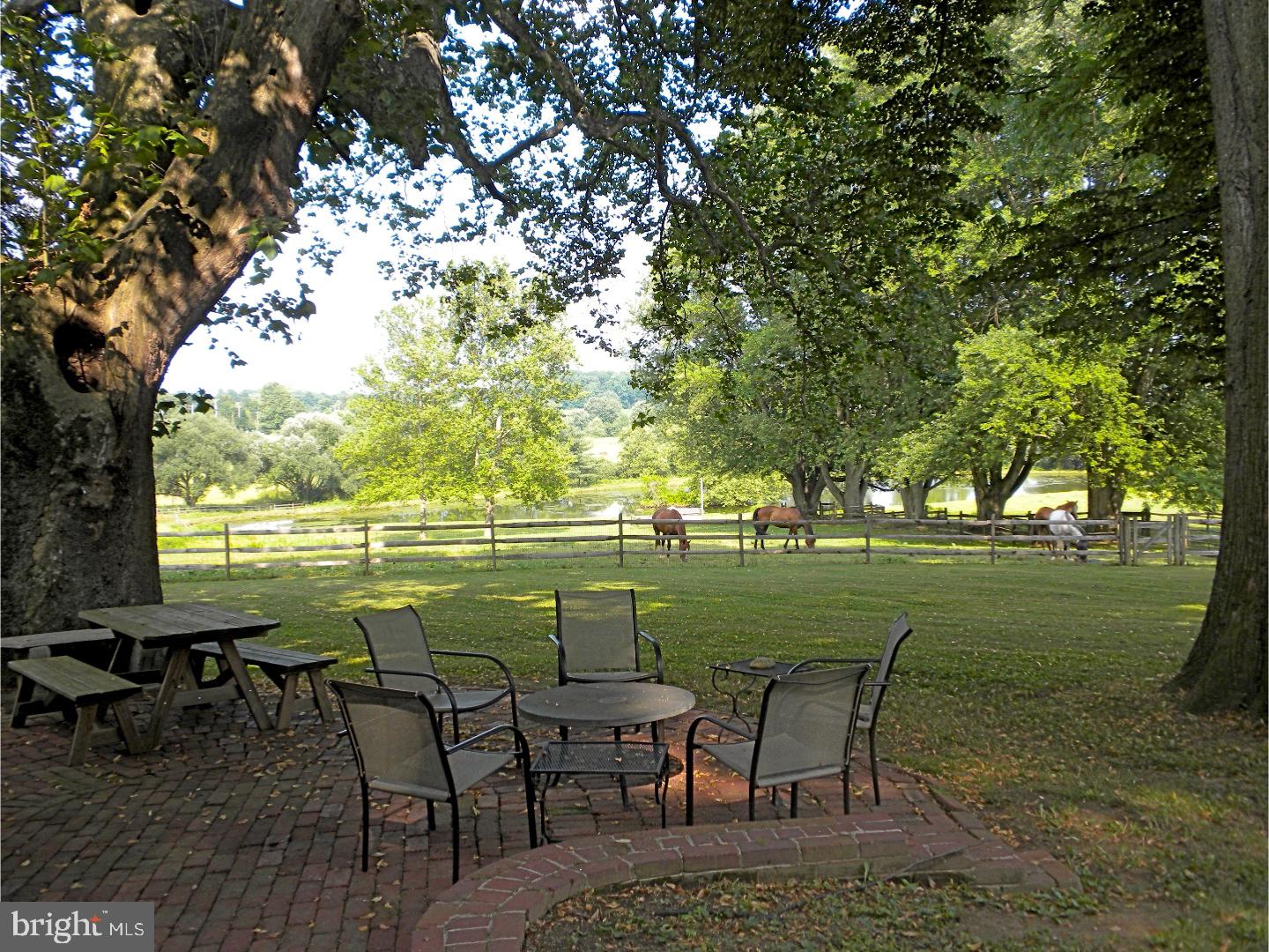 CHESHIRE HUNT - Residential