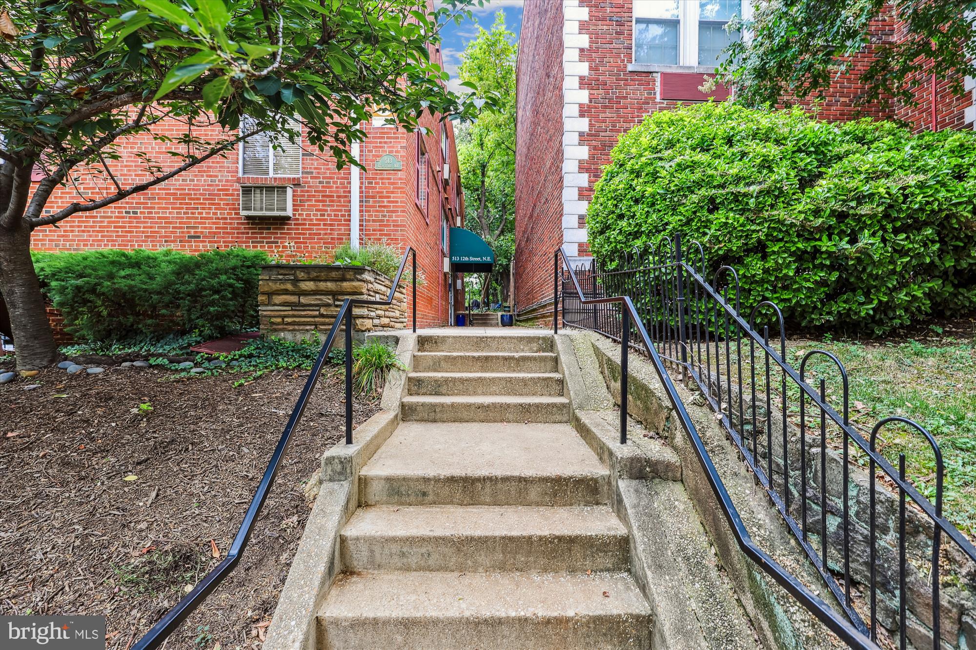 513 12TH STREET NE 3