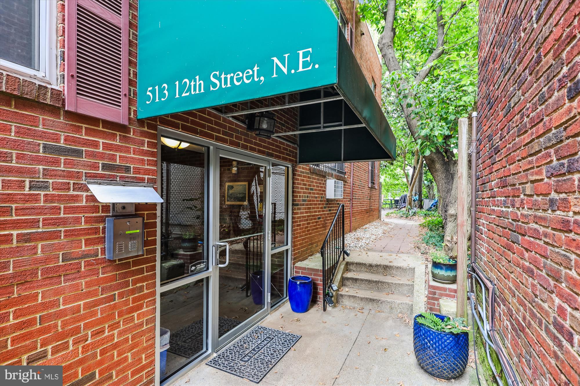 513 12TH STREET NE 3