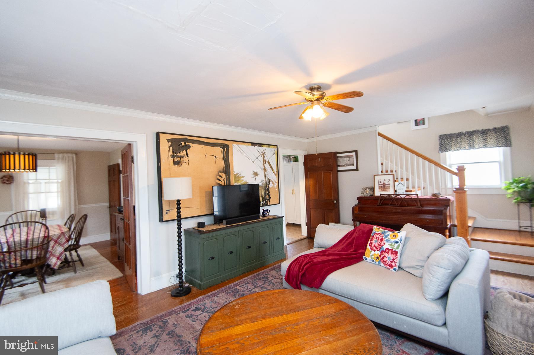 SUNNYSIDE - Residential