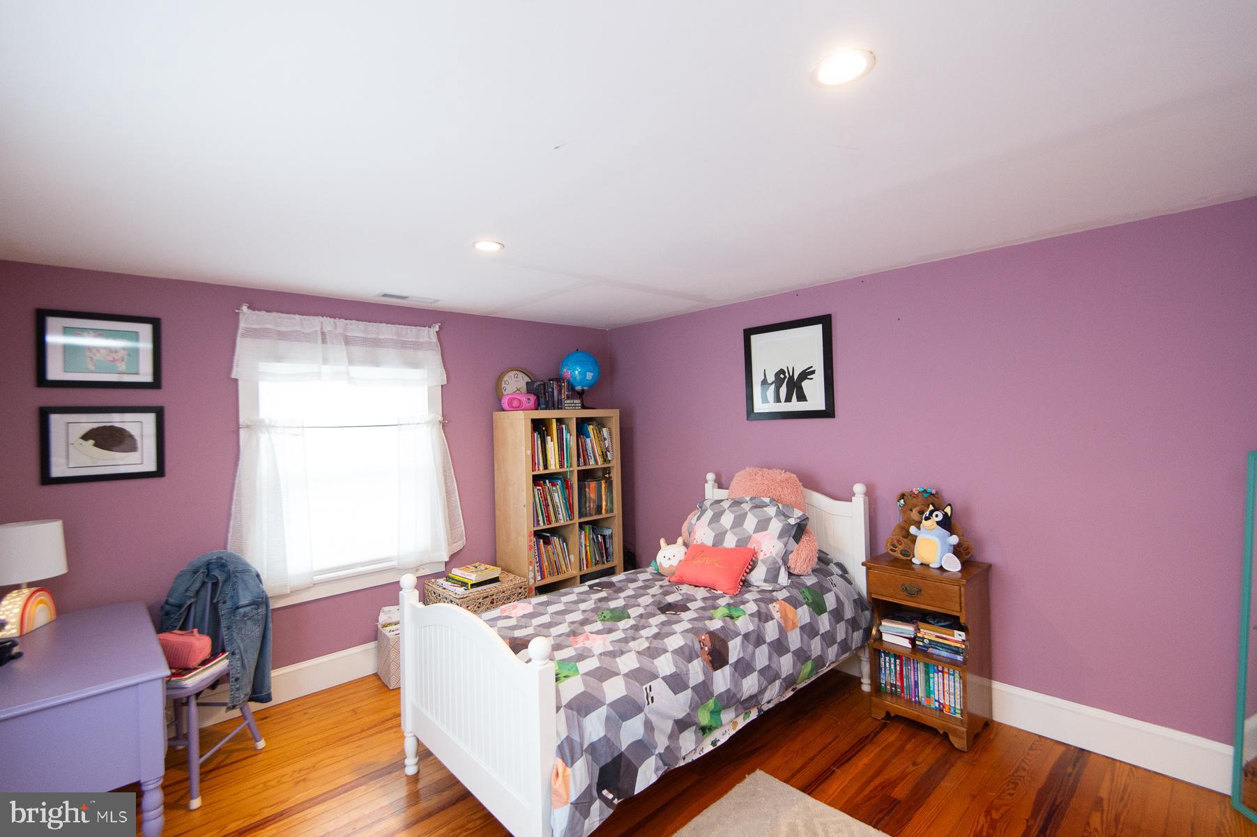 SUNNYSIDE - Residential