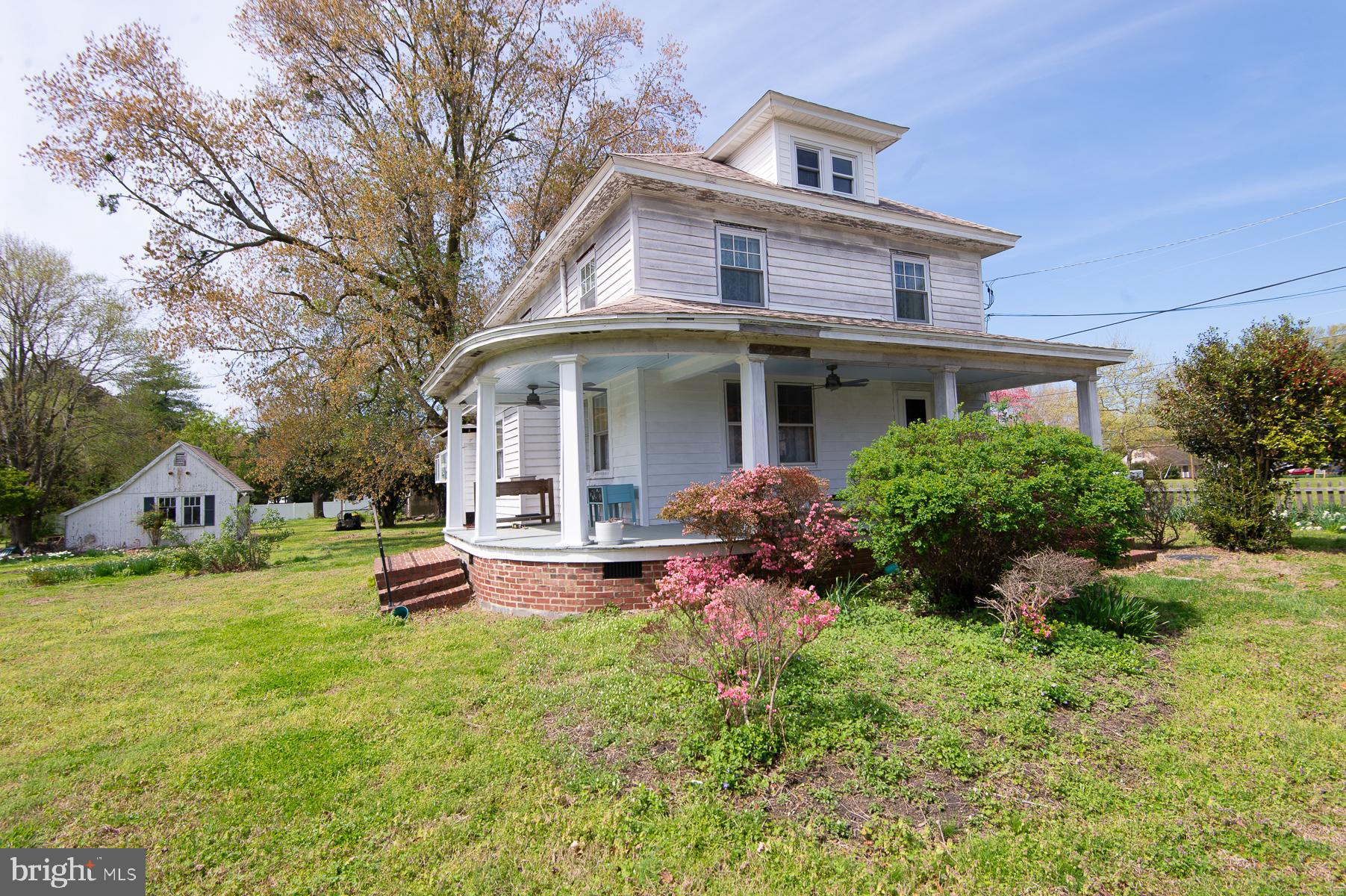 SUNNYSIDE - Residential