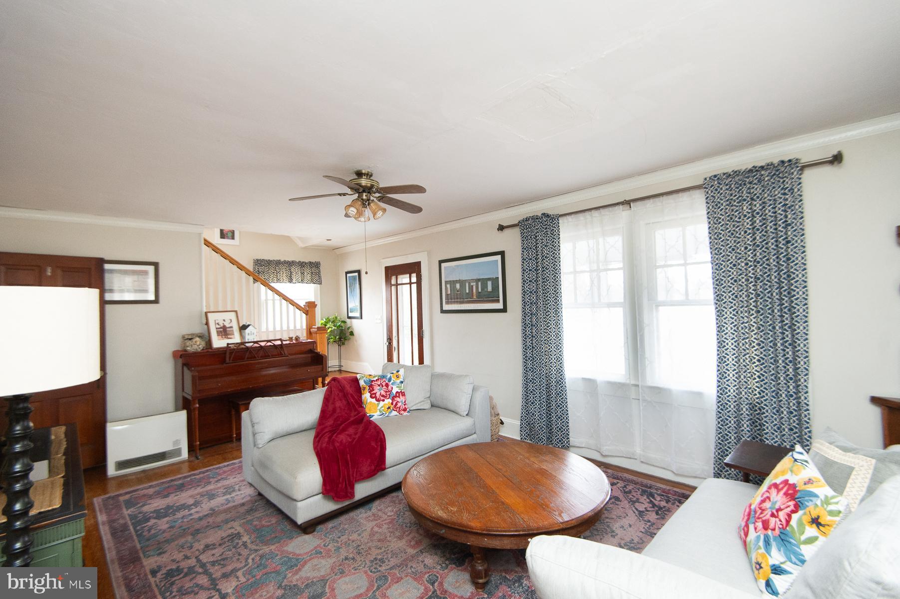 SUNNYSIDE - Residential