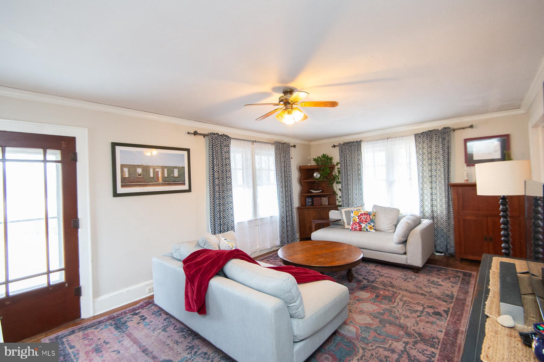 SUNNYSIDE - Residential