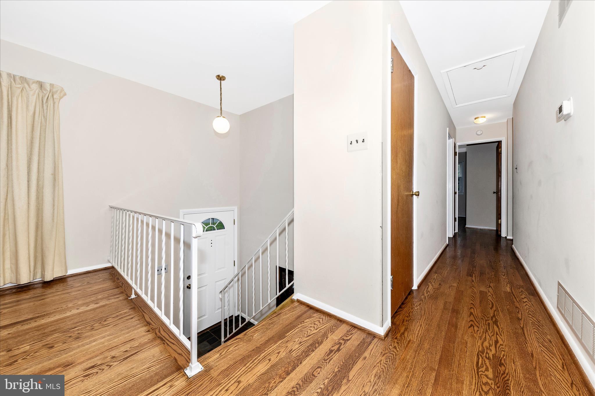 LAWNDALE ACRES - Residential